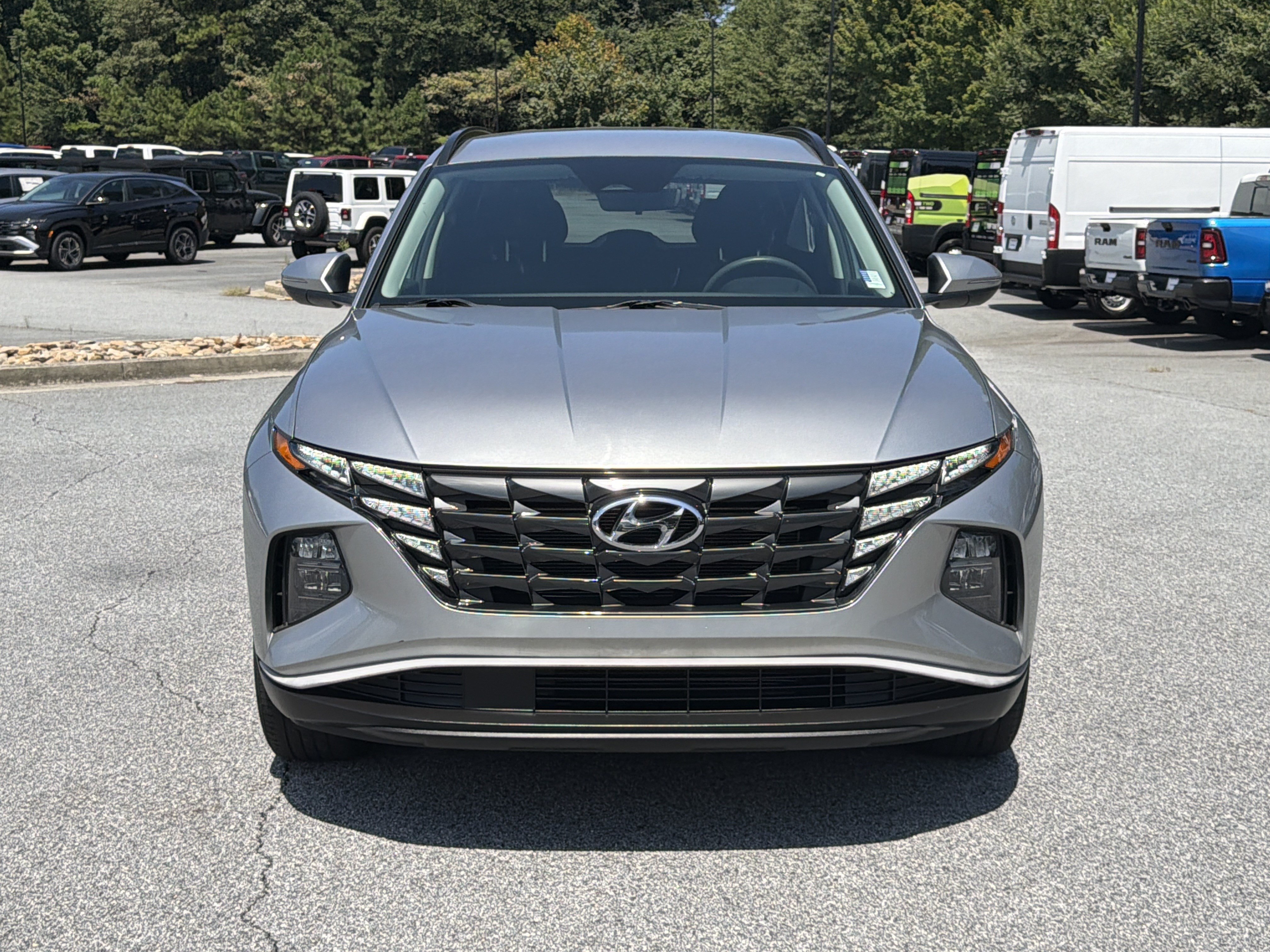 Used 2022 Hyundai Tucson SEL FWD image 2