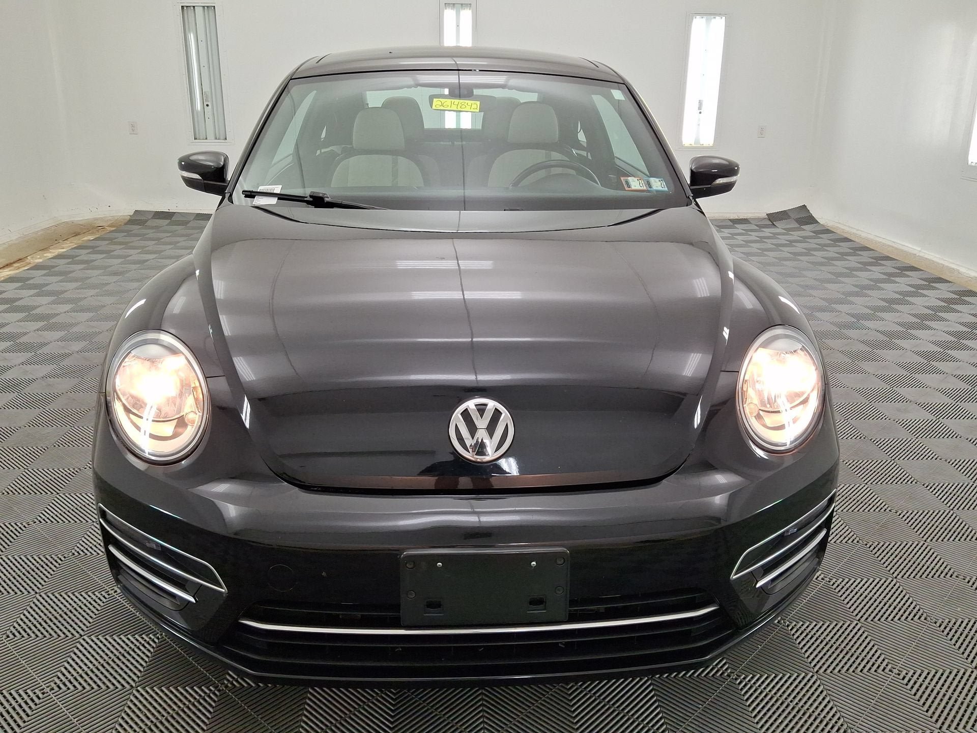 Used 2018 Volkswagen Beetle 2.0T Coast FWD image 29