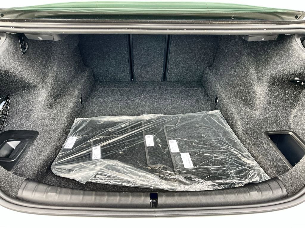 Certified 2022 BMW 530i xDrive w/ Convenience Package image 25