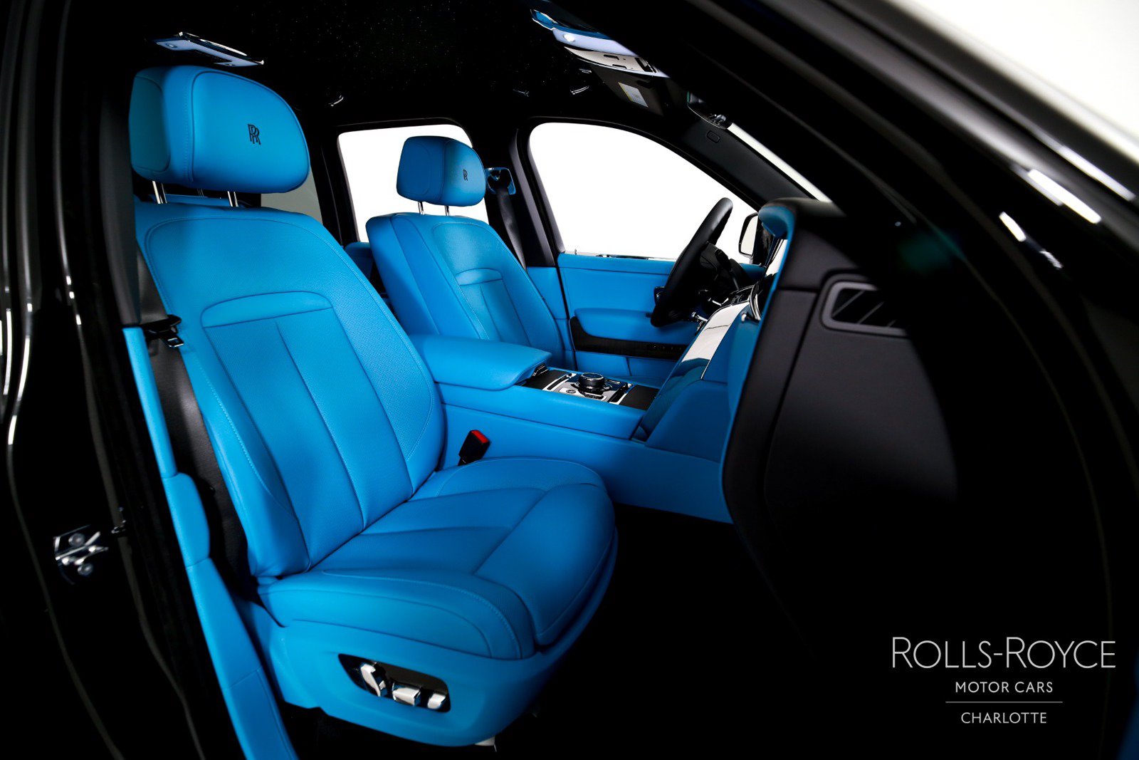 New 2027 Rolls-Royce Cullinan AWD/4WD image 34