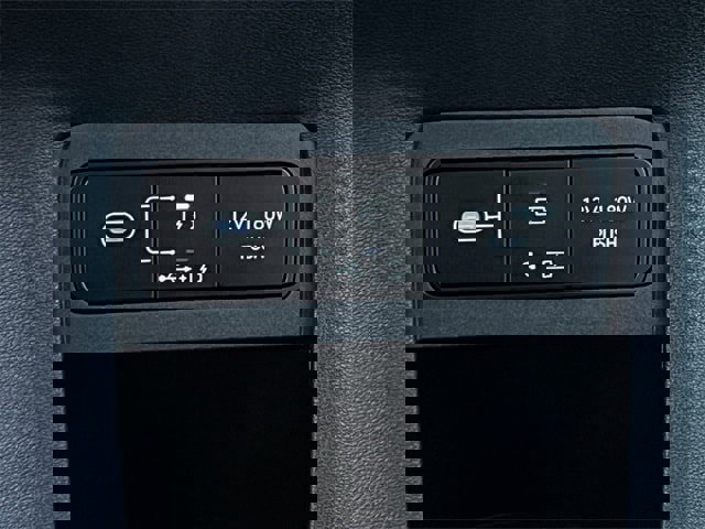 Used 2025 Hyundai Ioniq 5 SE image 22