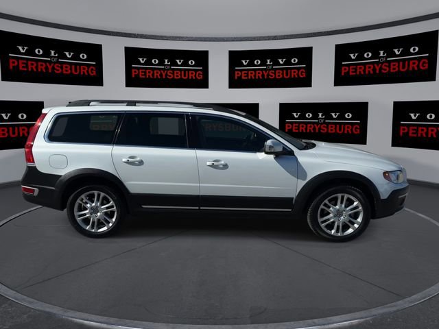 Used 2016 Volvo XC70 T5 Platinum w/ Climate Package image 9