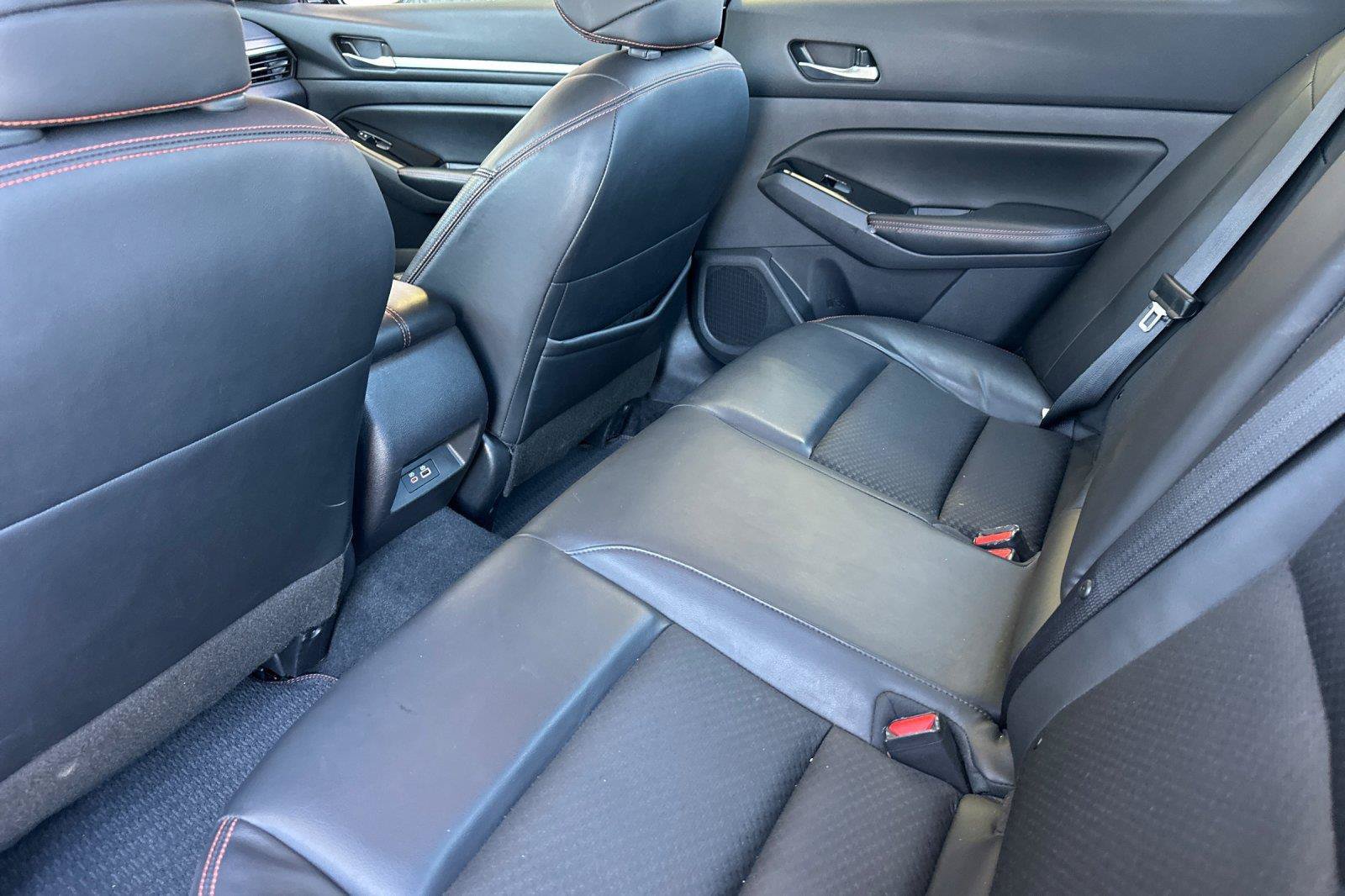 Certified 2024 Nissan Altima 2.5 SR FWD image 12