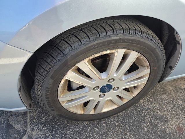 Used 2008 Ford Focus Sedan FWD image 7