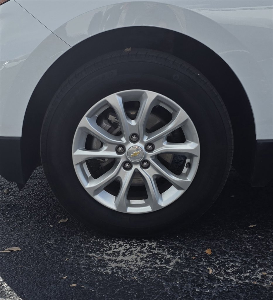 Used 2018 Chevrolet Equinox LT image 39