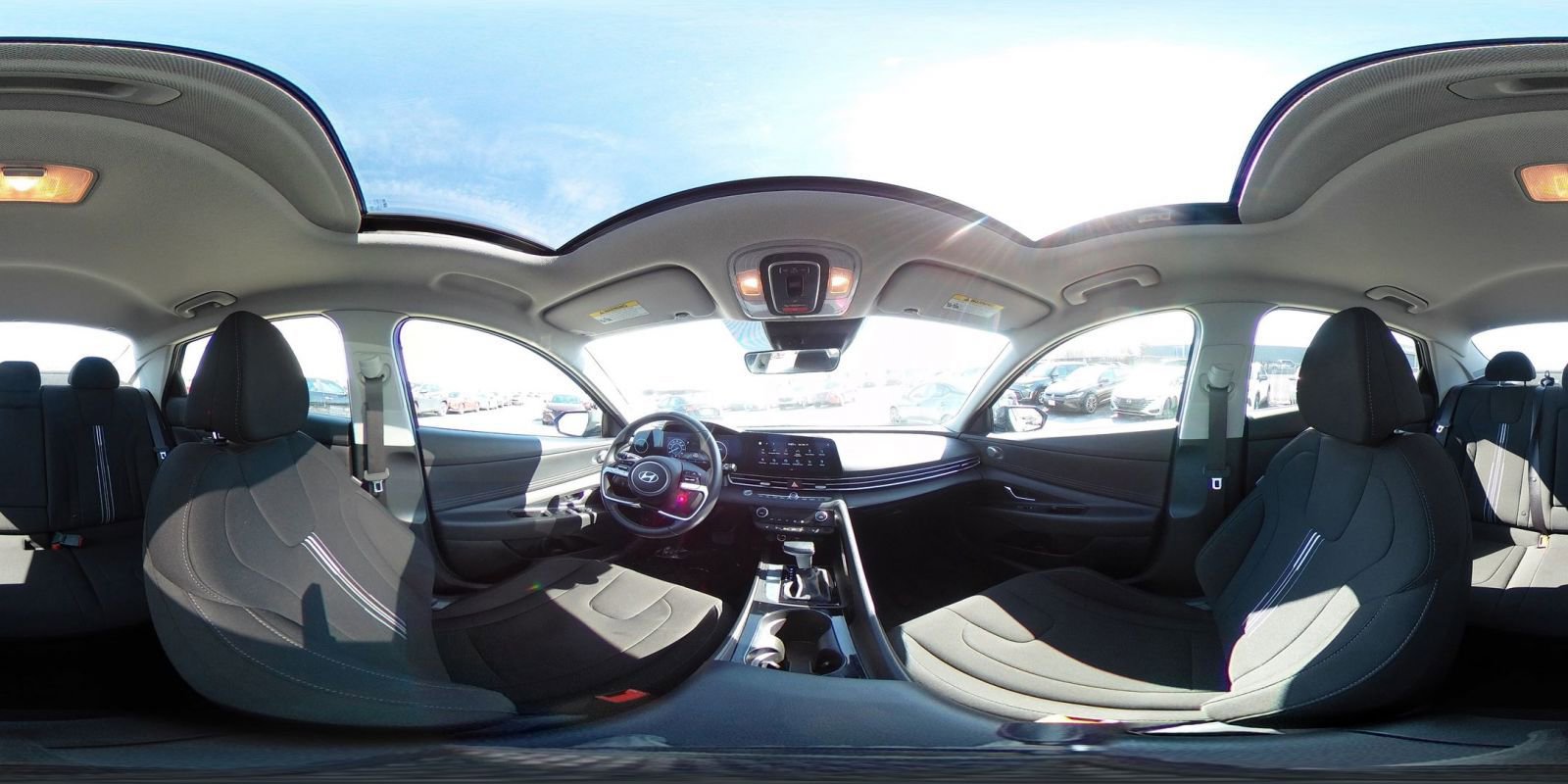 Used 2025 Hyundai Elantra SEL image 44