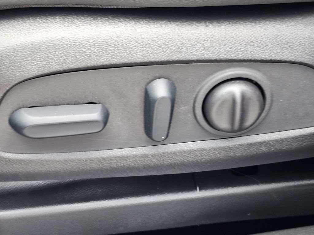 Used 2023 Buick Encore GX Select FWD image 20