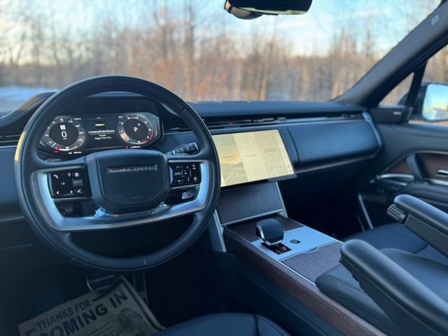 Used 2025 Land Rover Range Rover SE image 28