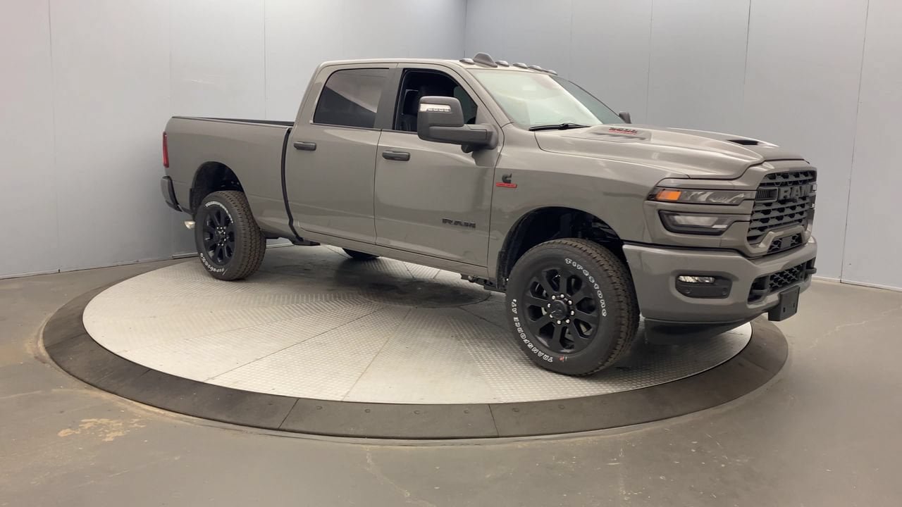 New 2026 RAM 2500 Big Horn AWD/4WD image 7
