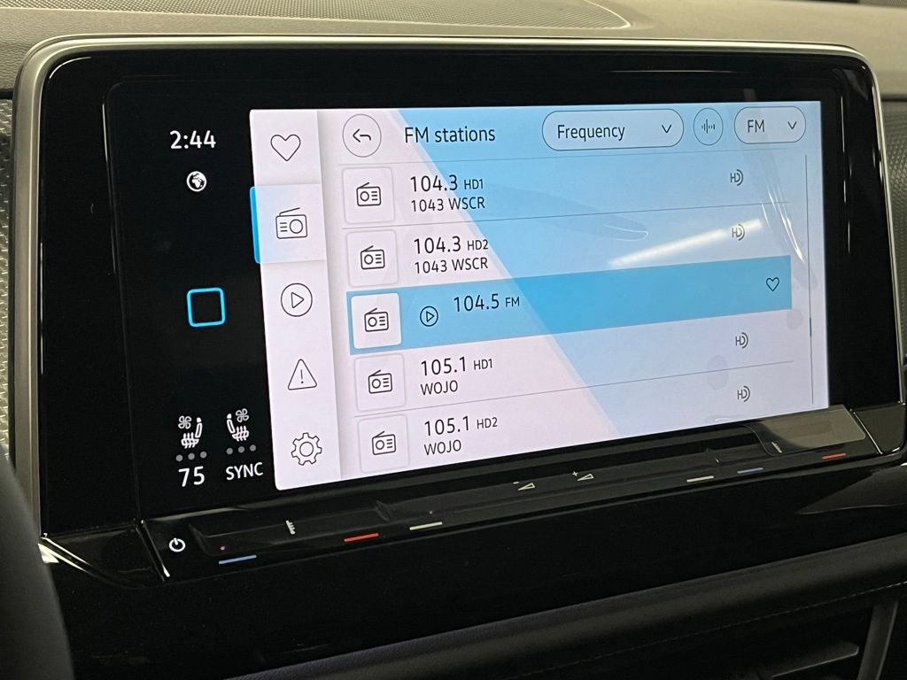 New 2026 Volkswagen Atlas Cross Sport SEL R-Line AWD/4WD image 30