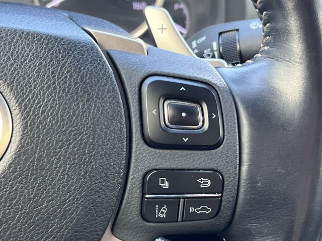 Used 2018 Lexus IS 300 AWD w/ Premium Package image 25