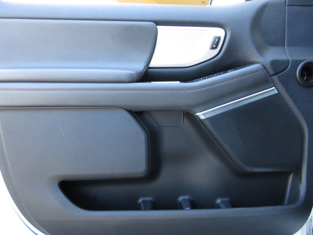 Certified 2025 Ford Expedition Max Active RWD image 9