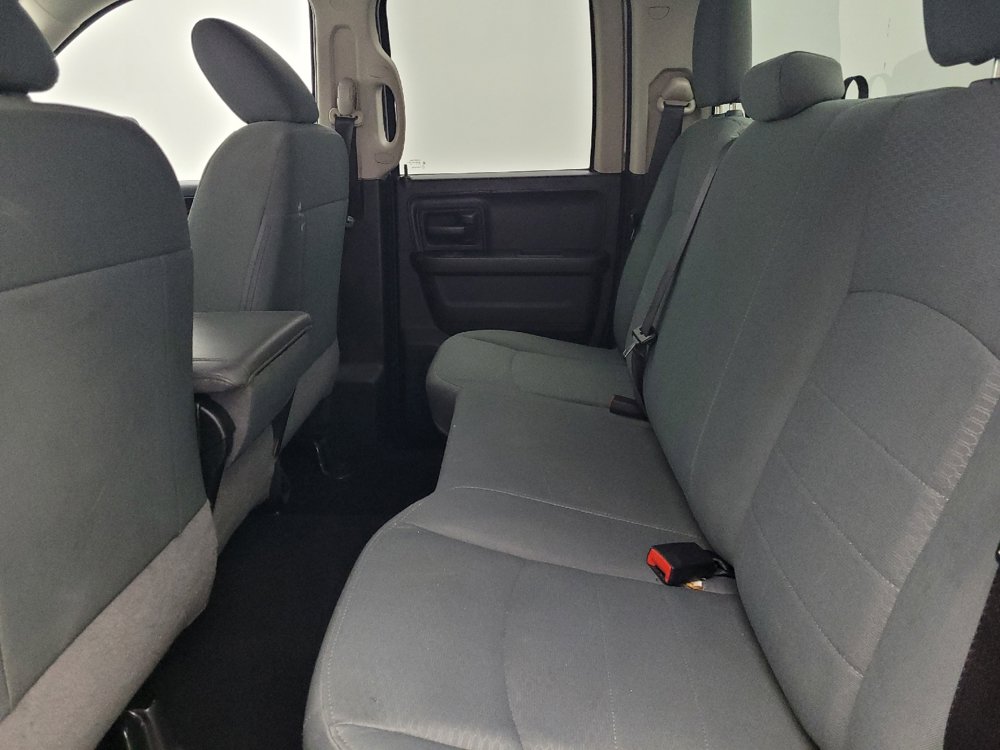 Used 2018 RAM 1500 Express AWD/4WD image 18