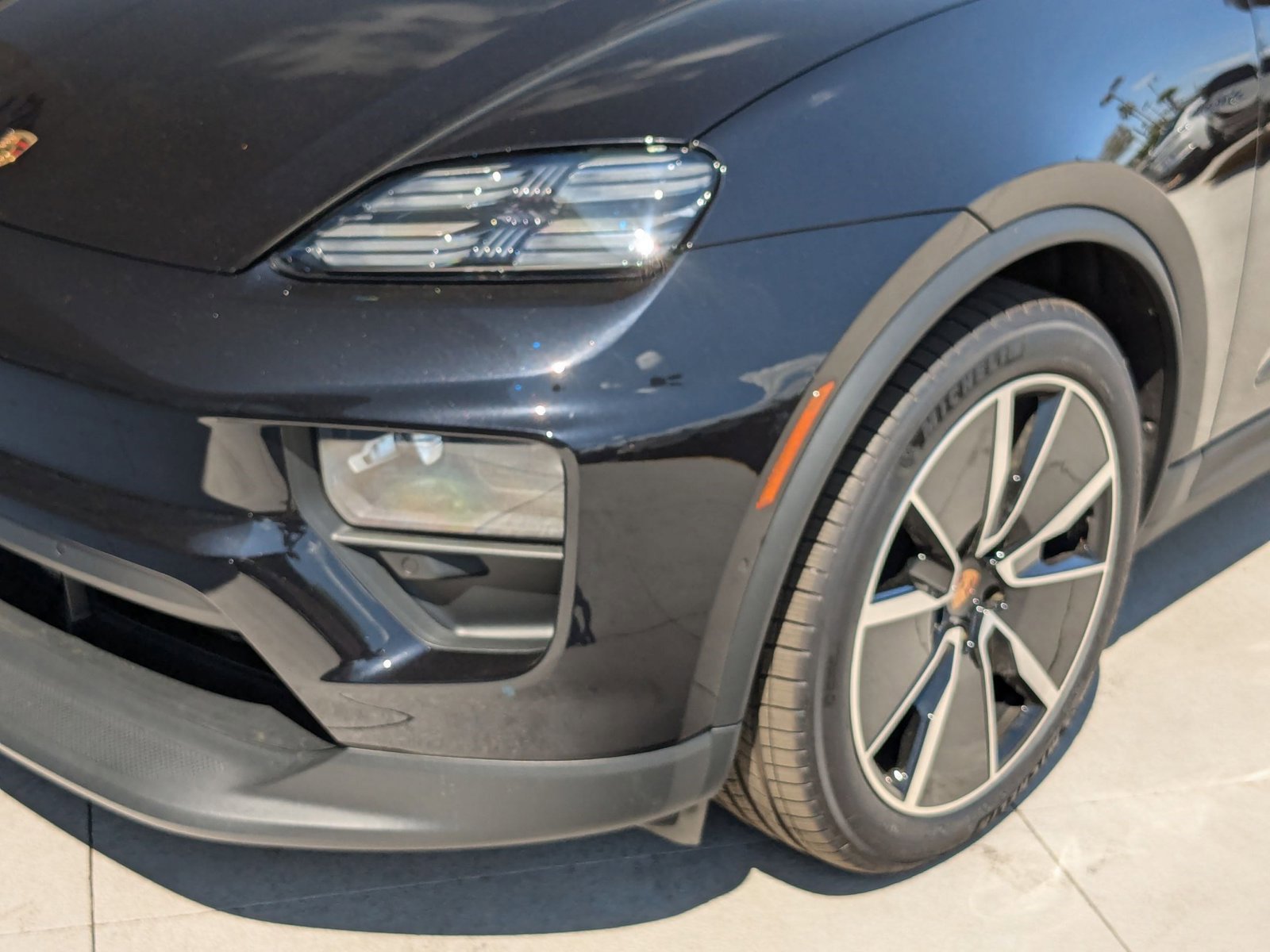 New 2024 Porsche Macan 4 Electric image 11