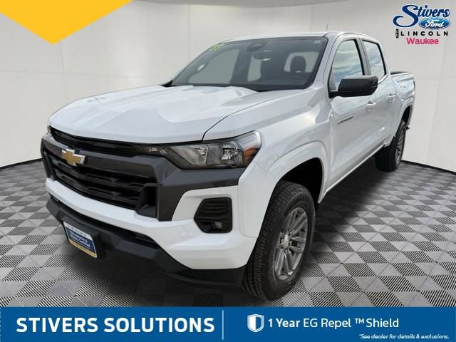 Used 2023 Chevrolet Colorado LT w/ LT Convenience Package image 4