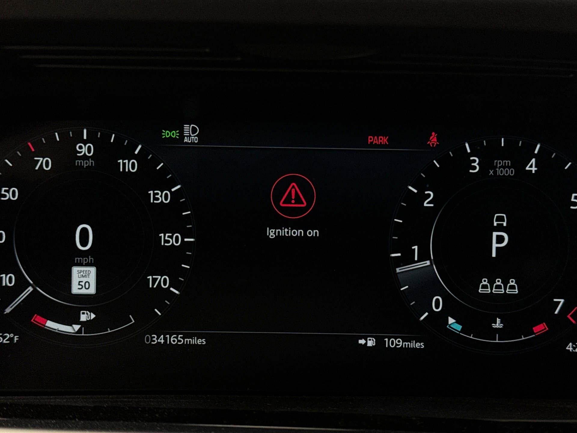 Used 2022 Land Rover Range Rover Evoque SE image 10