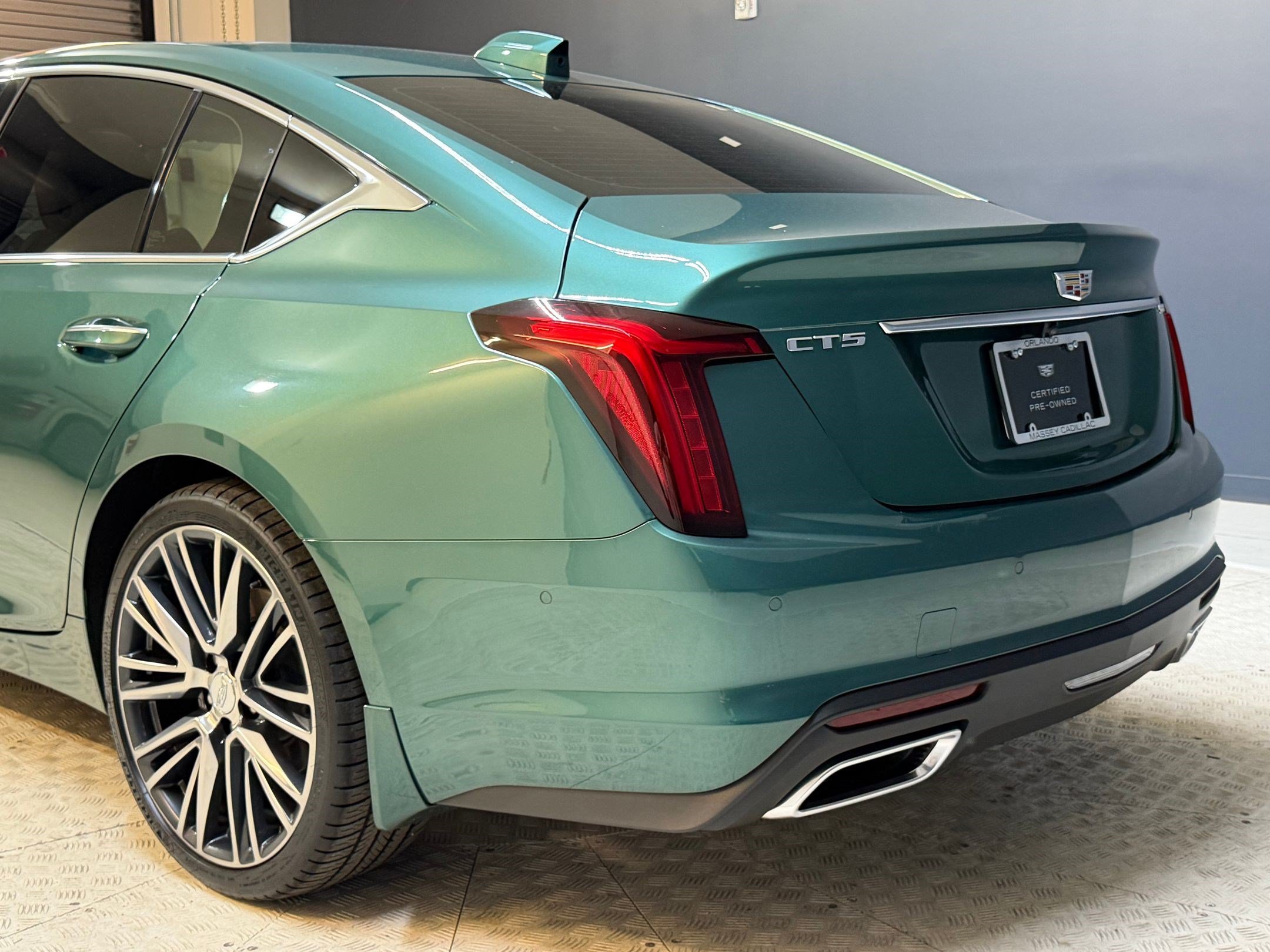 Used 2025 Cadillac CT5 Premium Luxury RWD image 21
