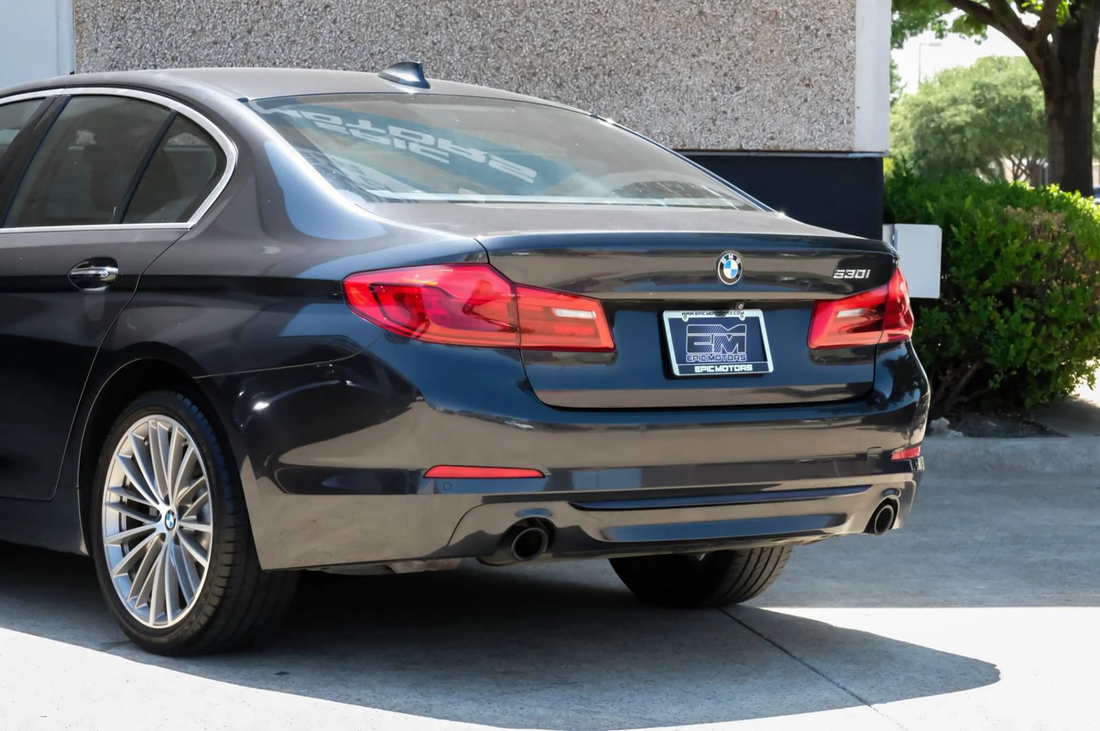 Used 2018 BMW 530i RWD image 13