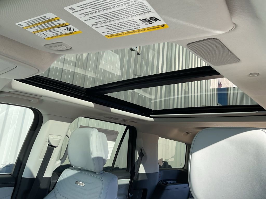 New 2026 Ford Expedition Platinum w/ Platinum Ultimate Package image 11