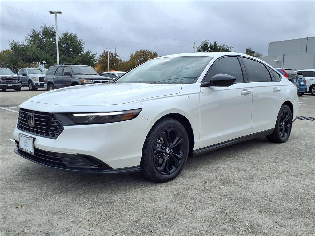 Certified 2025 Honda Accord SE image 21