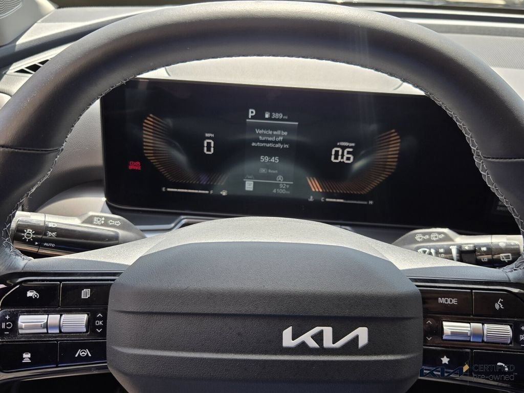Certified 2026 Kia Sorento LX FWD image 29