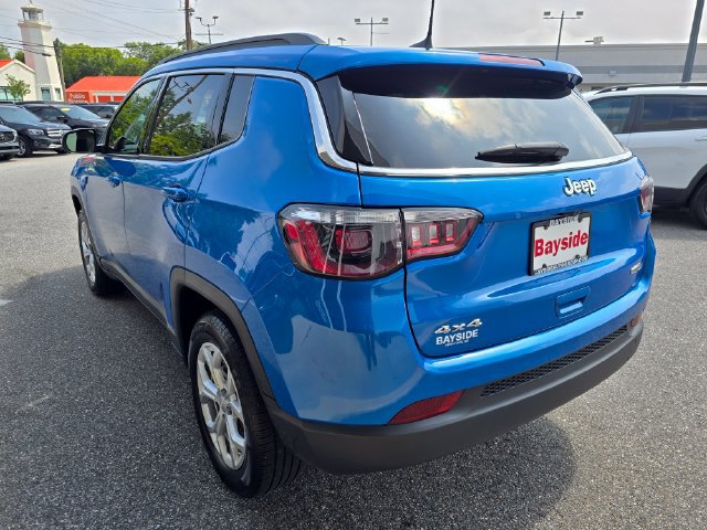 Used 2024 Jeep Compass Latitude AWD/4WD image 32
