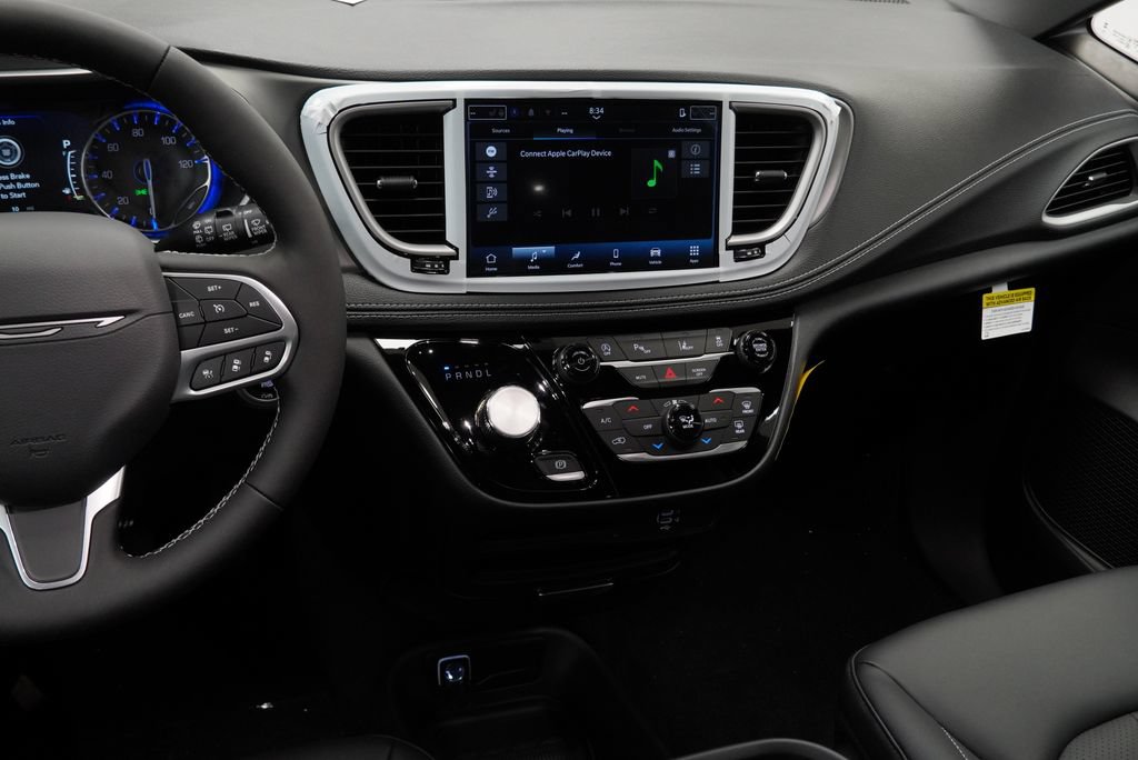 New 2027 Chrysler Pacifica Select FWD image 20