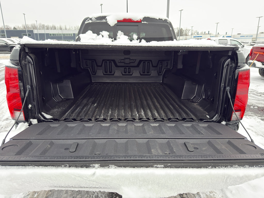 Used 2024 Chevrolet Colorado Z71 w/ Z71 Convenience Package 2 image 8