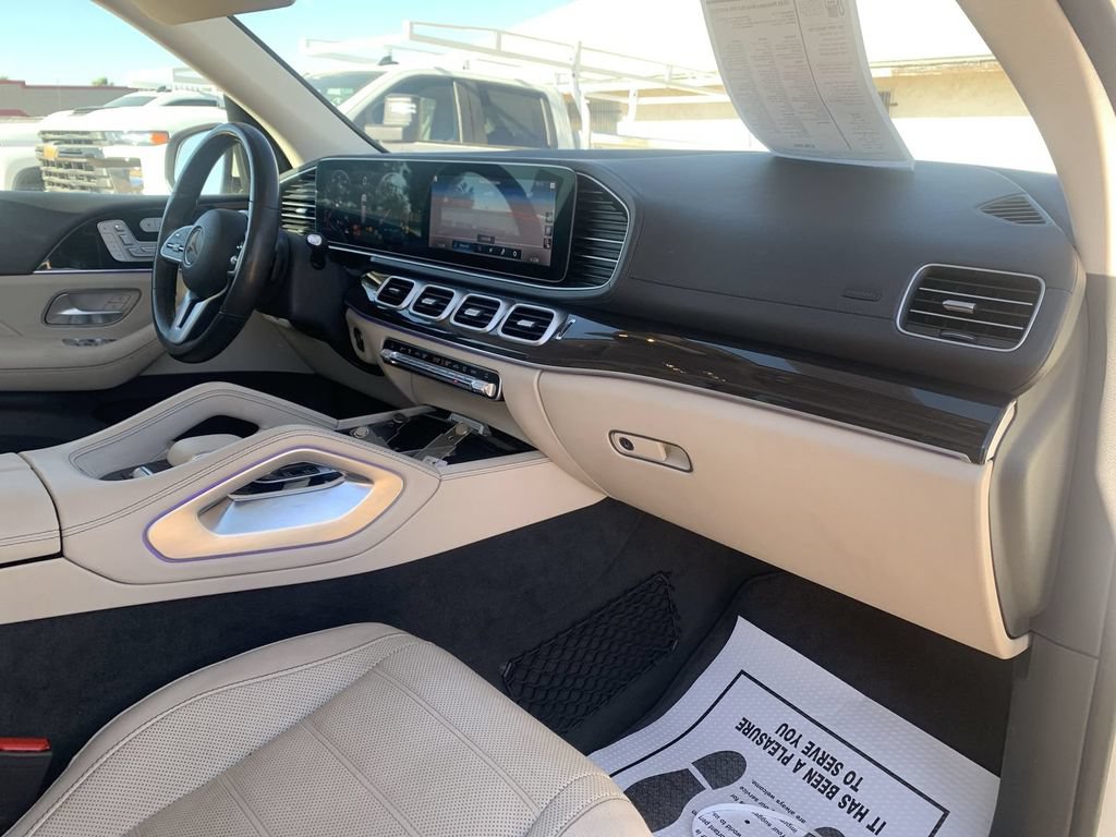 Used 2020 Mercedes-Benz GLS 450 4MATIC image 26