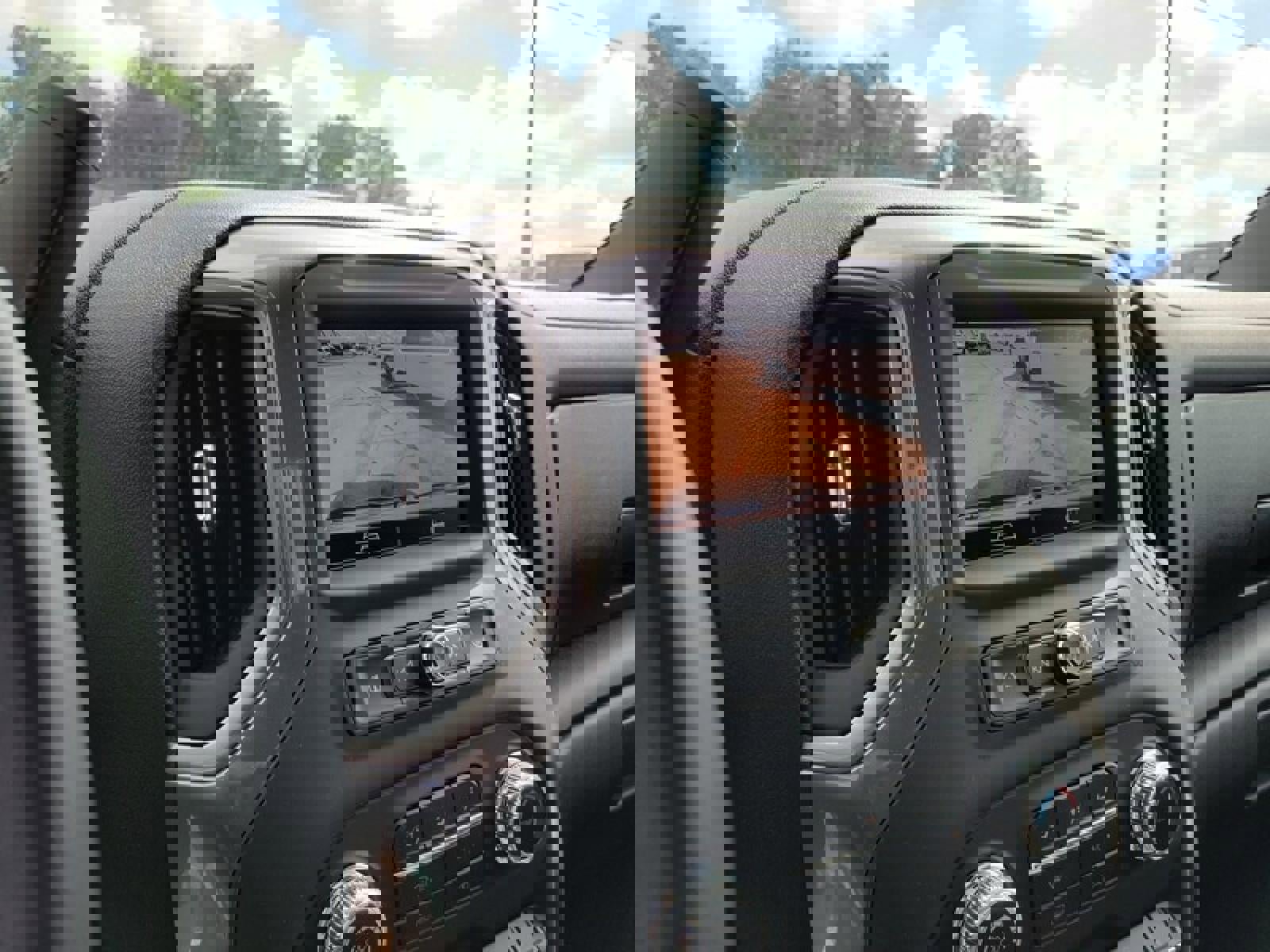 New 2025 GMC Sierra 2500 Pro w/ 1SA Pro Safety Plus Package image 17