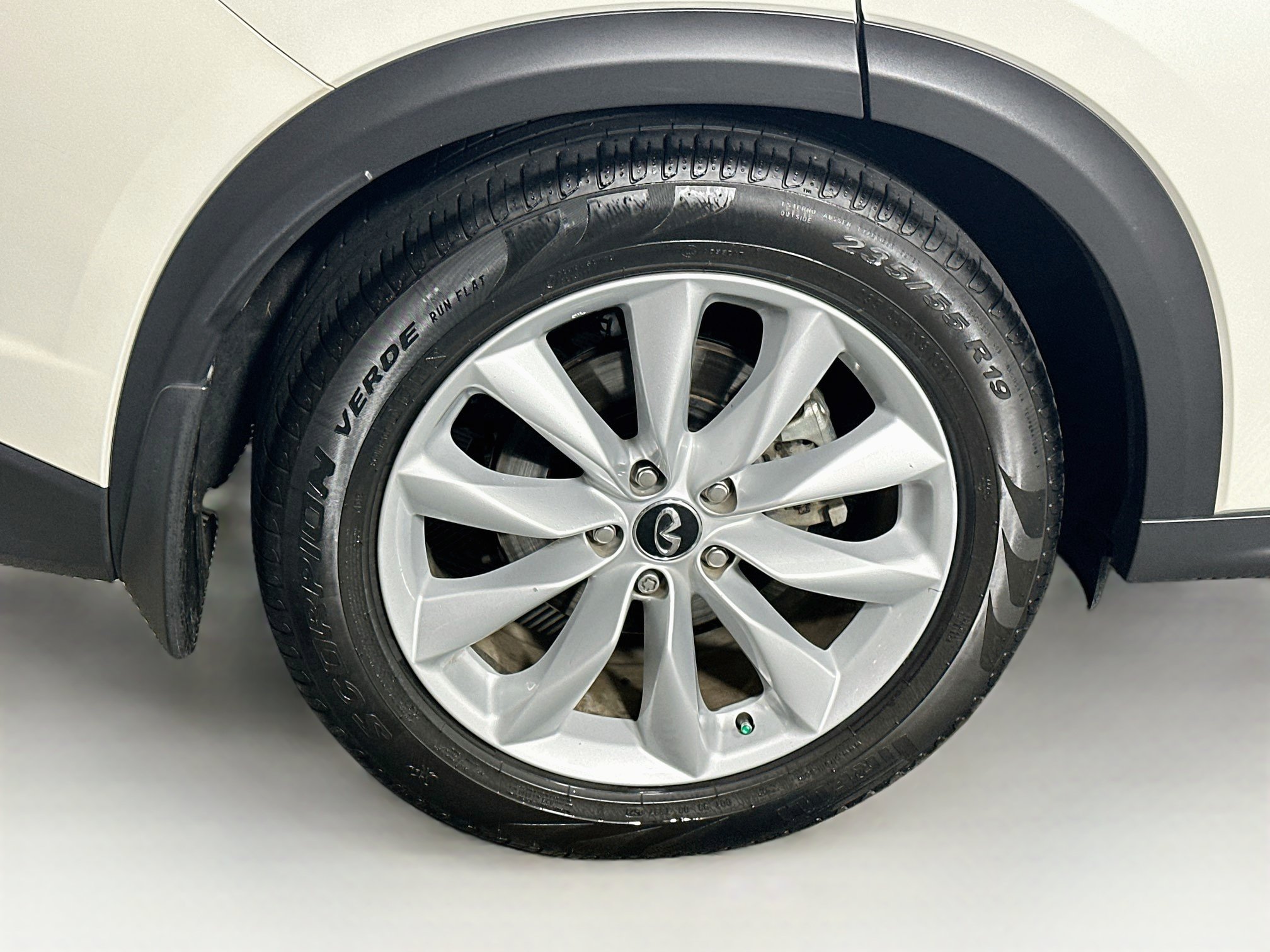 Used 2019 INFINITI QX50 Essential w/ Proactive Package FWD image 11