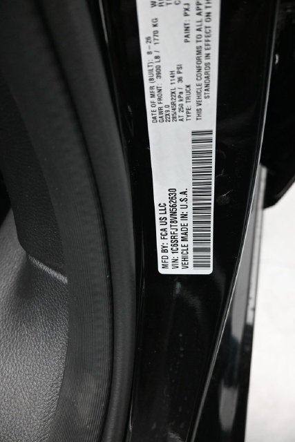 New 2027 RAM 1500 Laramie w/ Night Edition AWD/4WD image 17
