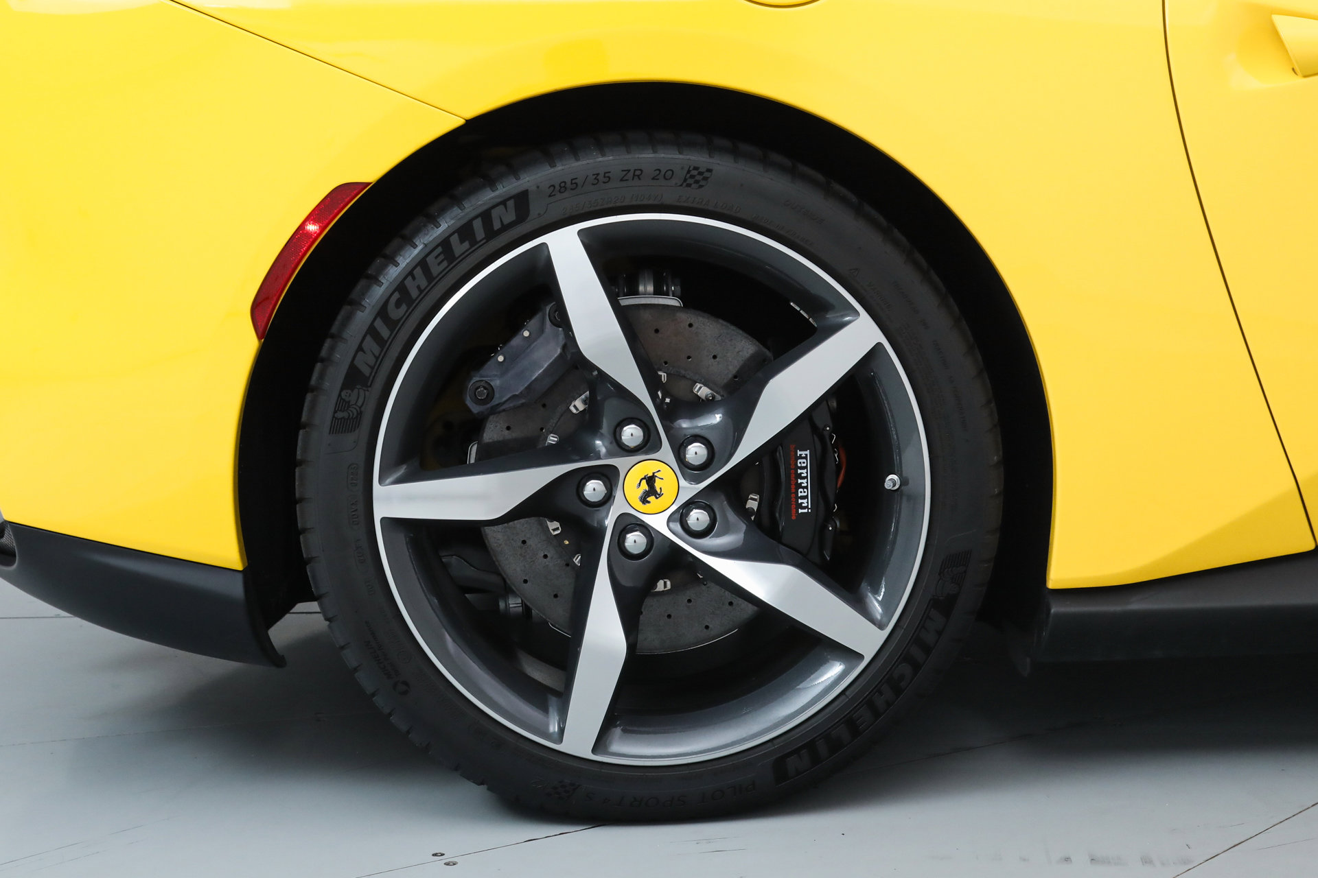 Certified 2023 Ferrari Portofino M image 39