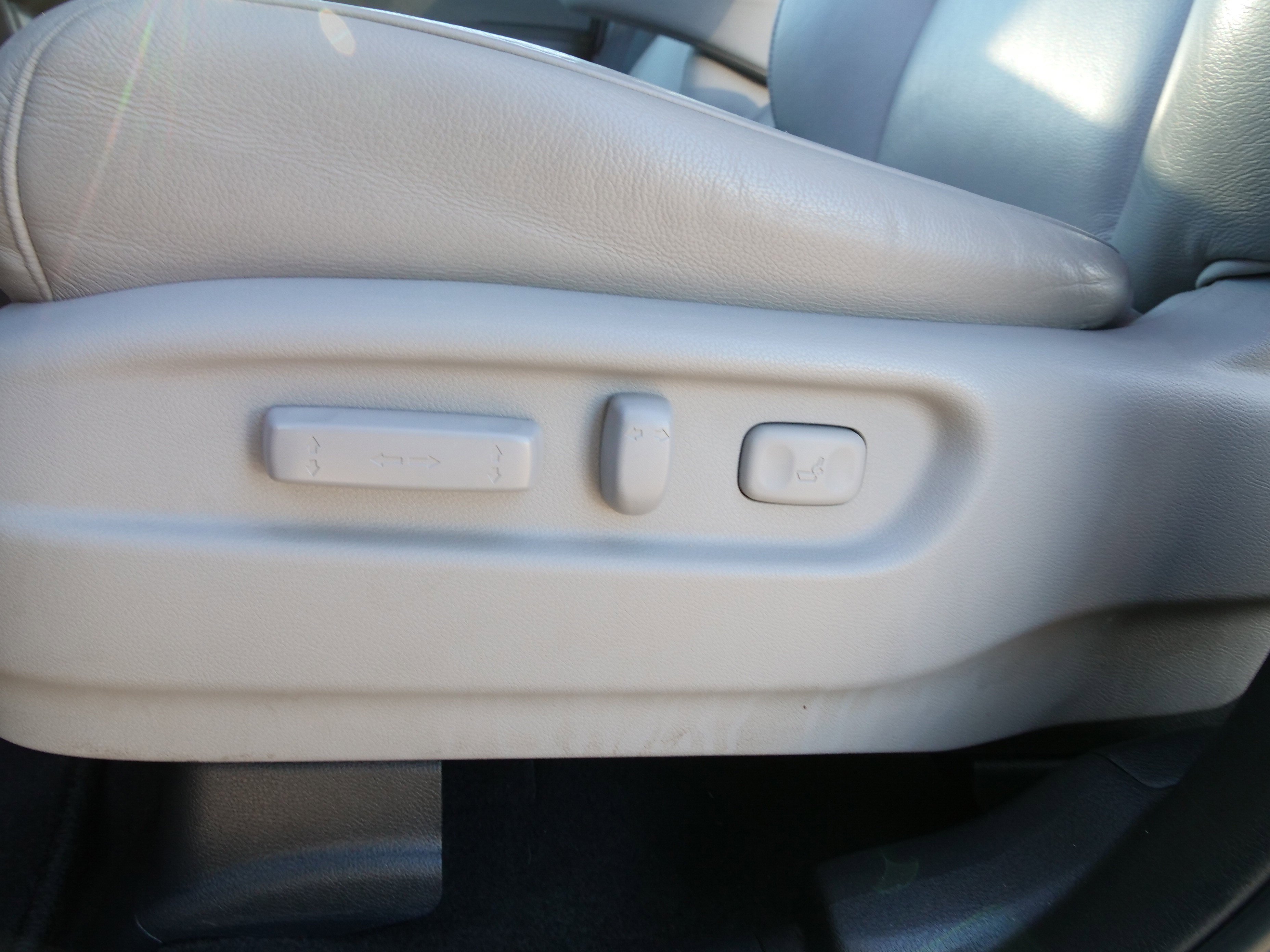 Used 2018 Honda Pilot EX-L image 18