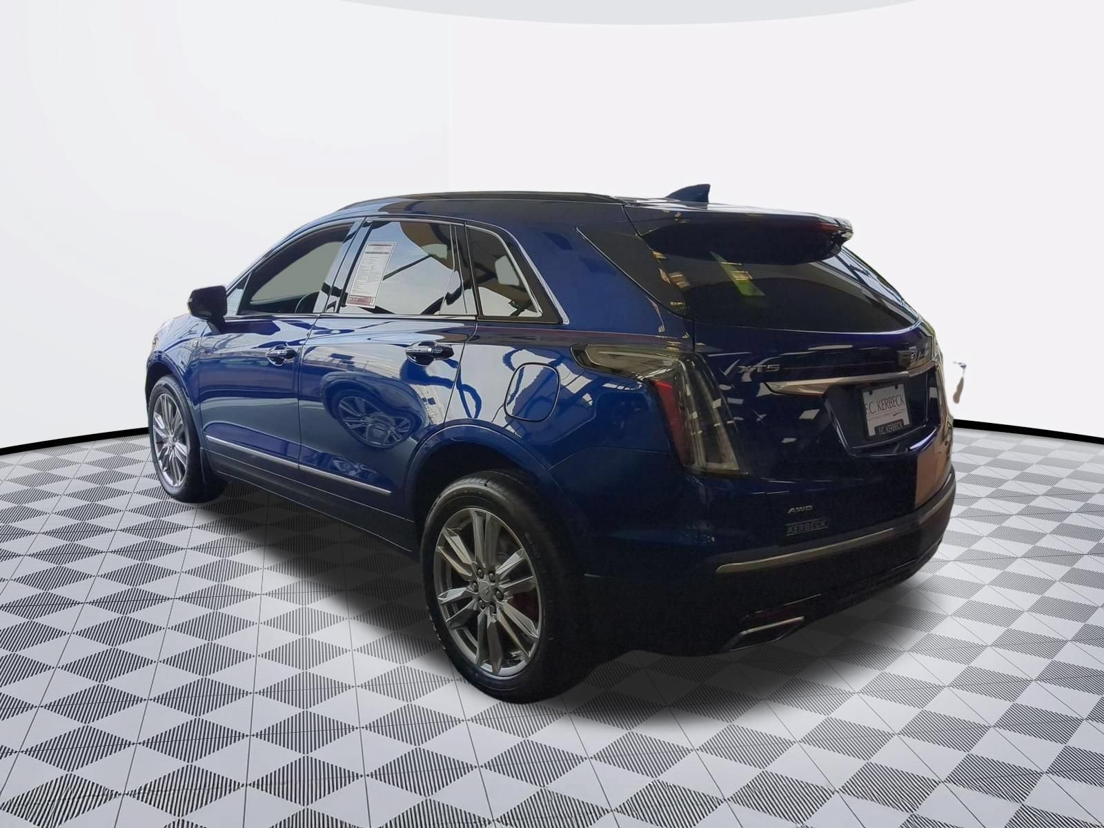 Certified 2023 Cadillac XT5 Sportv AWD/4WD image 4