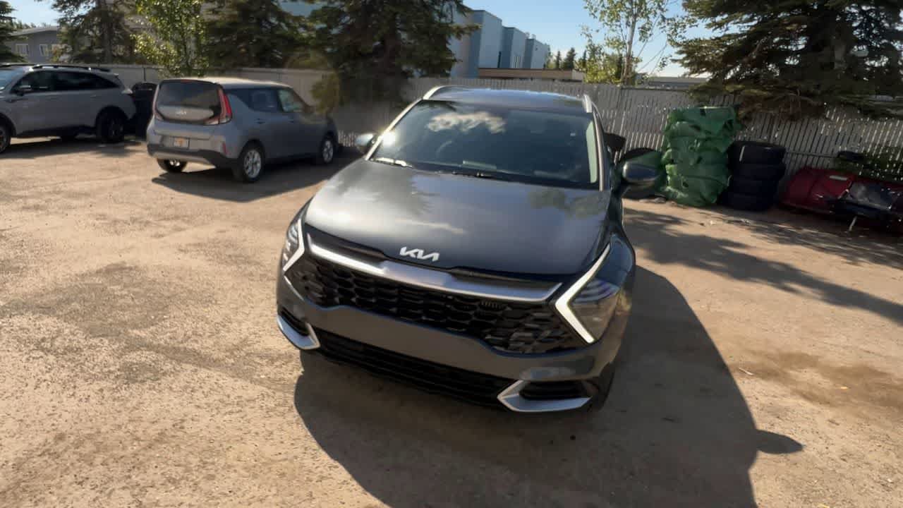 Used 2025 Kia Sportage EX AWD/4WD image 5