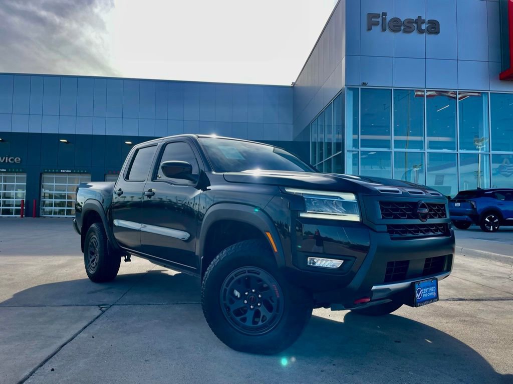Certified 2025 Nissan Frontier PRO-4X AWD/4WD image 1