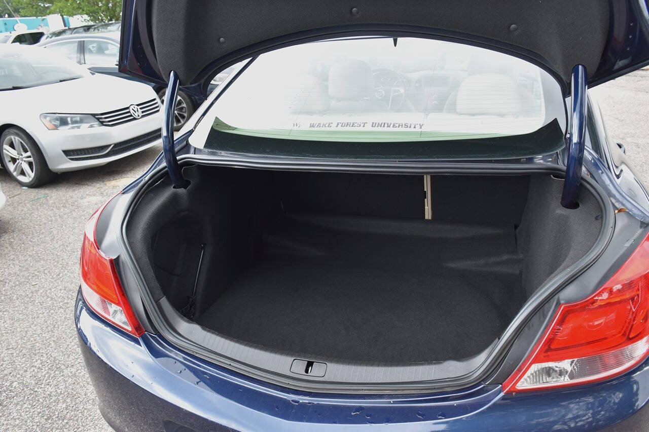 Used 2011 Buick Regal CXL FWD image 5