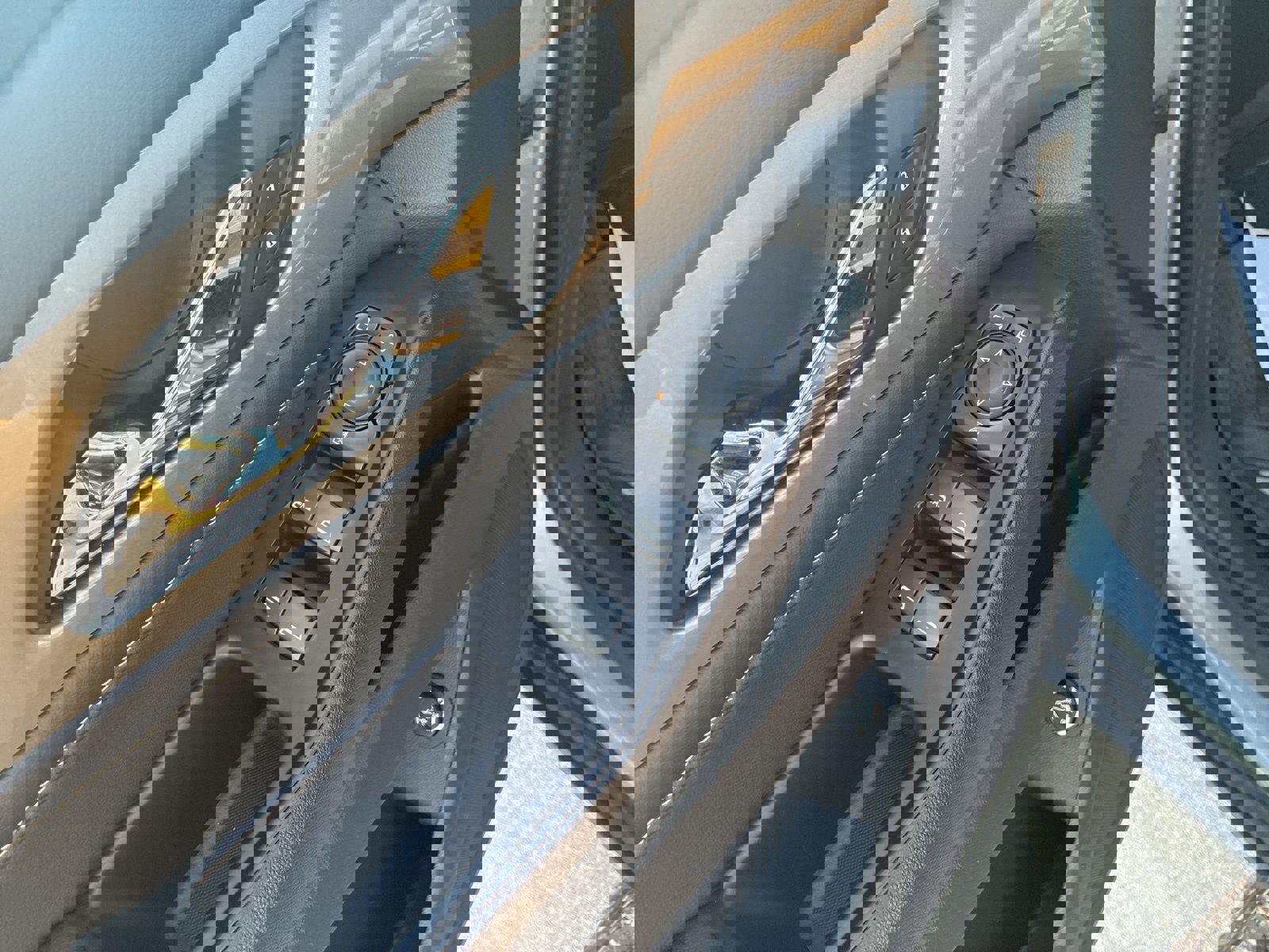 Used 2023 Chevrolet Traverse LT w/ LPO, Floor Liner Package image 14