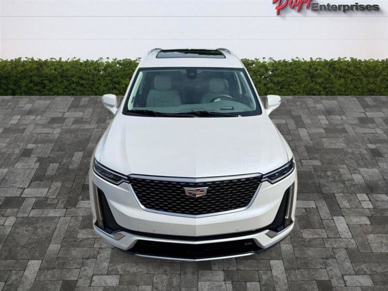 Used 2022 Cadillac XT6 Premium Luxury w/ Technology Package FWD image 7