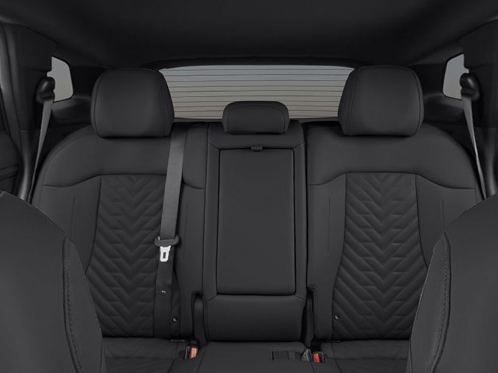 New 2026 Kia Sportage X-Line w/ X-Line Premium Package AWD/4WD image 17