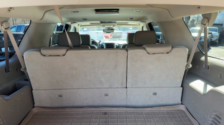 Used 2016 Chevrolet Suburban LTZ image 12
