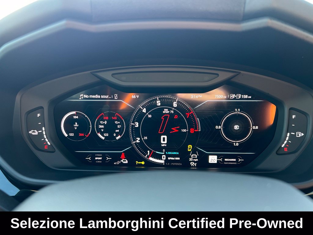 Used 2025 Lamborghini Urus SE AWD/4WD image 31