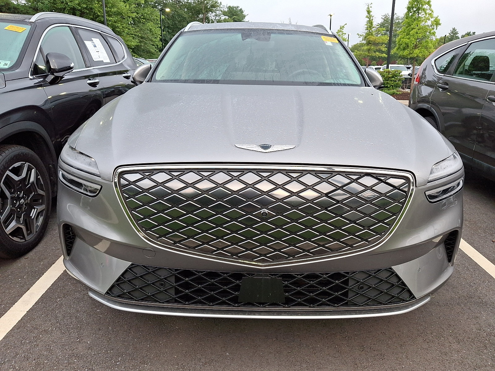 Used 2023 Genesis Electrified GV70 AWD/4WD image 3