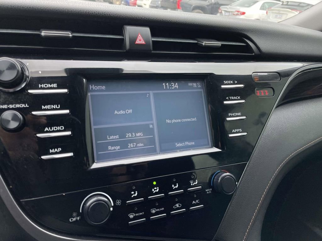 Used 2019 Toyota Camry LE image 37