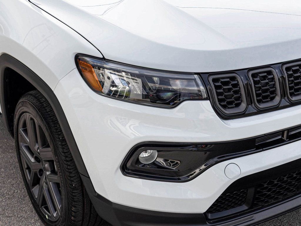 New 2026 Jeep Compass Limited image 17