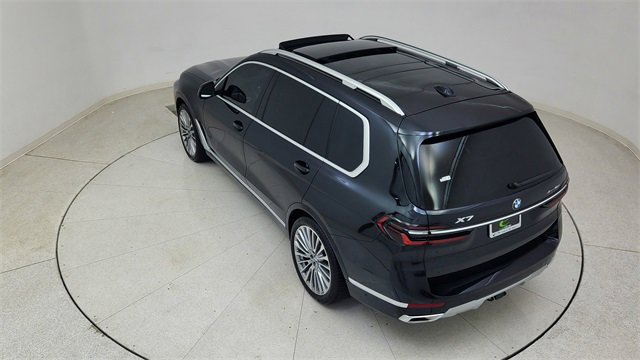 Used 2025 BMW X7 xDrive40i w/ Executive Package image 85