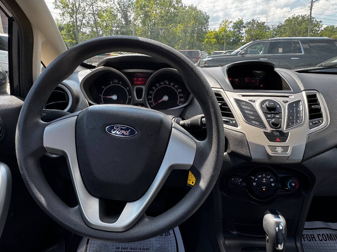 Used 2012 Ford Fiesta SE FWD image 16
