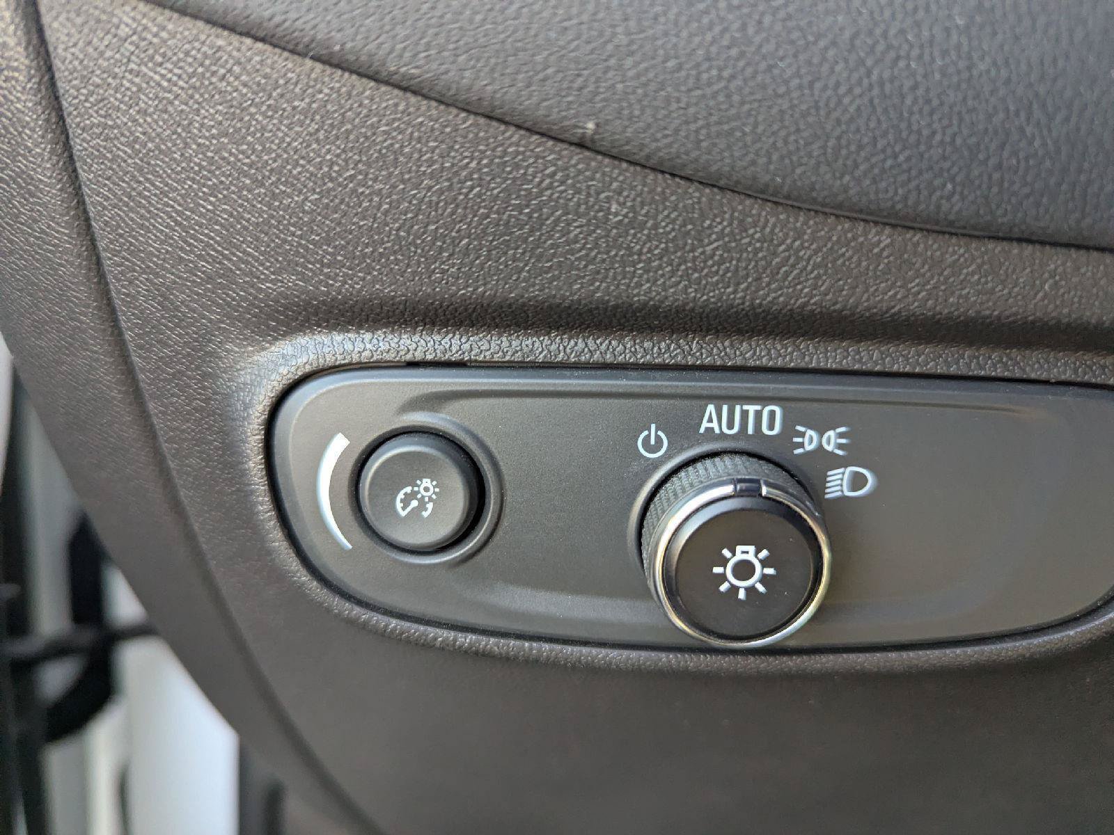 Used 2023 Chevrolet Equinox LT AWD/4WD image 23