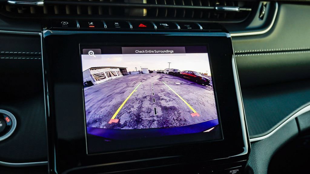 New 2025 Jeep Grand Cherokee L Laredo w/ Luxury Tech Group I image 26